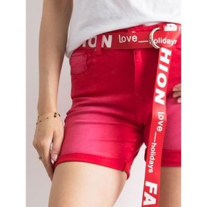 Red denim Bermuda shorts with a stripe with inscriptions kép