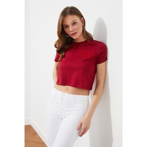 Trendyol Burgundy Embroidered Crop Knitted T-Shirt kép