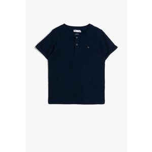 Koton Button Detailed T-Shirt kép