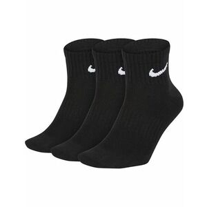 Univerzális klasszikus Nike zokni kép