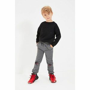 Trendyol Gray Cut Out Detailed Boy Knitted Slim Sweatpants kép