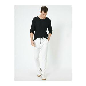 Koton Men's White Waist Tied Pocket Detailed Slim Fit Trousers kép