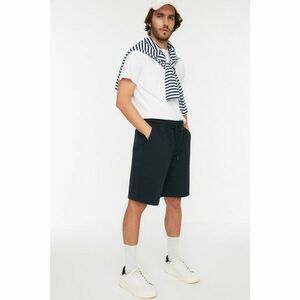 Trendyol Navy Blue Men's Oversize Fit Basic Shorts & Bermuda kép