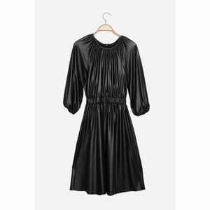 Trendyol Black Petite Waist Pleated Dress kép