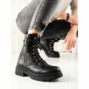 SIXTH SENSE BLACK TRAPPER ANKLE BOOTS MADE OF ECO LEATHER kép
