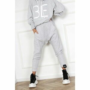 leeresztett ágyékú pulóverek kép