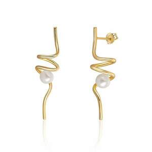 JwL Luxury Pearls JwL Luxury Pearls Hosszú, aranyozott ezüst gyöngy fülbevaló JL0621 kép