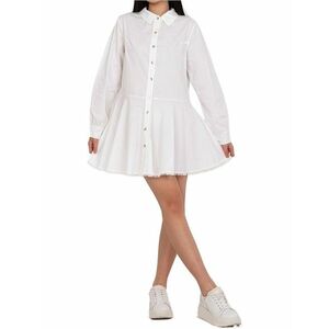 Fehér inges mini ruha csipkével a szoknyán kép