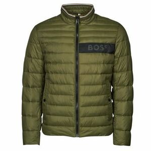 Steppelt kabátok BOSS - kép