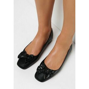 Fekete balerina lapossarkú cipő kép