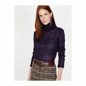 Purple turtleneck sweater kép