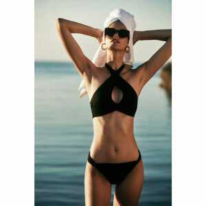 MOEVA X Trendyolmilla Black Cut-Out Detailed Bikini Set kép