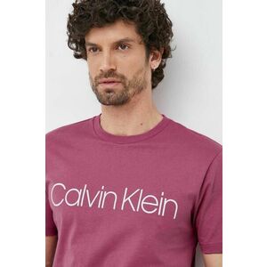 Calvin Klein pamut póló lila, nyomott mintás kép