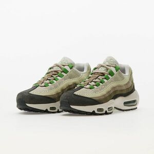 Nike Wmns Air Max 95 Night Forest/ Chlorophyll-Medium Olive kép