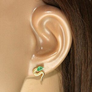 375 arany fülbevaló - csavart kígyó cirkónia fejjel zöld színben, beszúrós fülbevaló kép