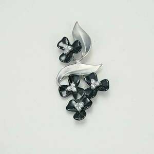 Fekete kerámia virágos fehérarany medál kép