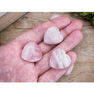 Heart rózsakvarc közepes ásvány szív kép