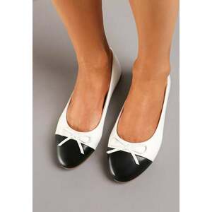 Fehér színűek Balerina lapossarkú cipő kép
