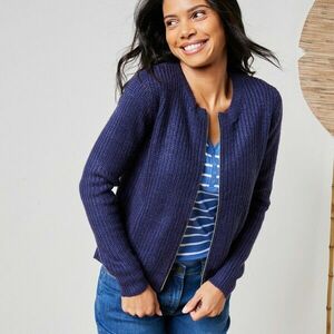 Cipzáras pulóver, egyszerű mintával kép