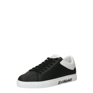 ARMANI EXCHANGE Rövid szárú sportcipők fekete / fehér kép