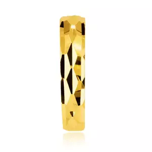 Piercing 585 sárga aranyból - fülbevaló fazettált négyzetekből álló mintával, csillogó kivitelben. kép
