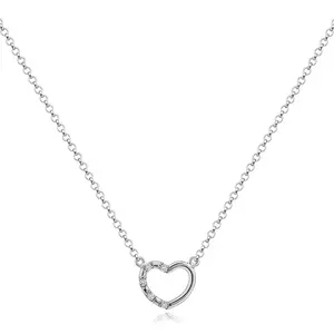 925 Ezüst nyaklánc - szív átlátszó cirkóniákkal, kerek láncszemekkel kép