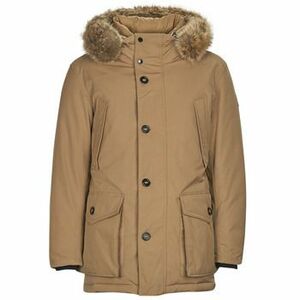 Parka Boss kép