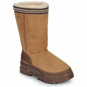 Hótaposók UGG W CLASSIC TALL TRAILGAZER kép