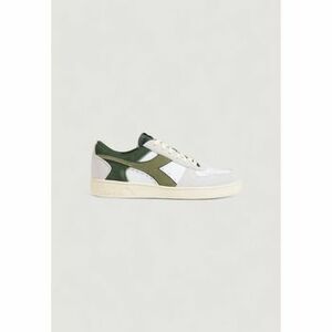 Divat edzőcipők Diadora MAGIC BASKET LOW SUEDE LEATHER 501.178565 kép