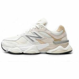 Divat edzőcipők New Balance 9060 Turtledove kép