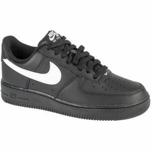 Rövid szárú edzőcipők Nike Air Force 1 07 kép