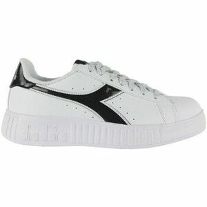 Divat edzőcipők Diadora 101.178335 01 C1145 White/Black/Silver kép