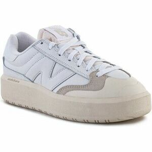 Divat edzőcipők New Balance CT302OB kép