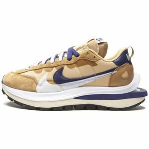 Divat edzőcipők Nike Vaporwaffle Sacai Tan Navy kép