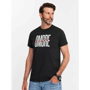 Ombre Clothing Fekete pamut póló OMBRE V2 TSPT-0210 felirattal kép