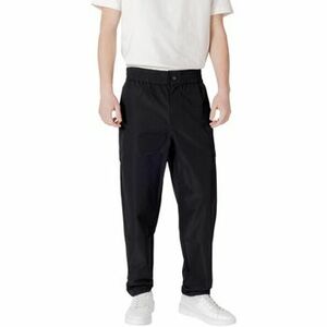 Chino nadrágok / Carrot nadrágok Calvin Klein Jeans TRACK PANT J30J326884 kép