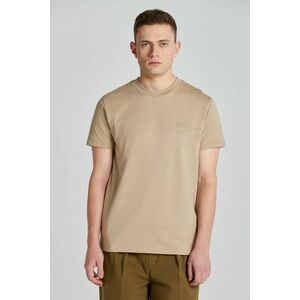 PÓLÓ GANT REG MED TONAL SHIELD SS TSHIRT CONCRETE BEIGE kép