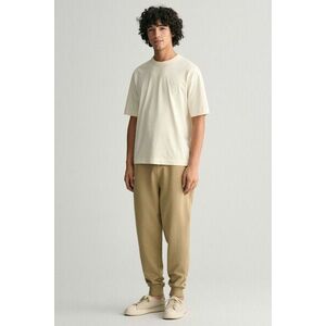 TRÉNINGNADRÁG GANT LOGO SCRIPT JERSEY PANTS DRIED KHAKI kép