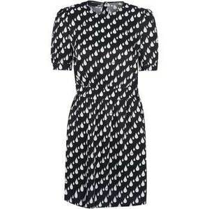 Ruhák Love Moschino - kép