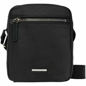 Válltáskák Calvin Klein Jeans SLEEK NYLON REPORTER LV04D3176G kép