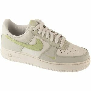 Rövid szárú edzőcipők Nike Air Force 1 07 kép