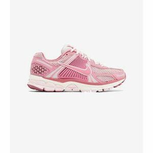 Divat edzőcipők Nike Vomero 5 Elemental Pink kép