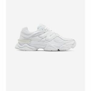Rövid szárú edzőcipők New Balance 9060 Triple White kép