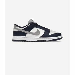 Rövid szárú edzőcipők Nike Dunk Low Summit White Midnight Navy kép