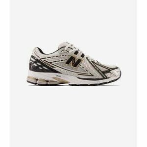Divat edzőcipők New Balance 1906R White Metallic Gold kép