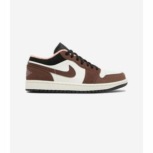 Divat edzőcipők Nike Air Jordan 1 Low Mocha kép