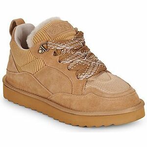 Rövid szárú edzőcipők Colors of California COW SUEDE SNEAKER kép