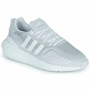 Rövid szárú edzőcipők adidas SWIFT RUN 22 kép