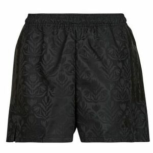 Rövidnadrágok adidas Tiro x Common Goal Woven Shorts kép