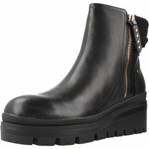 Csizmák Carmela 162712C kép